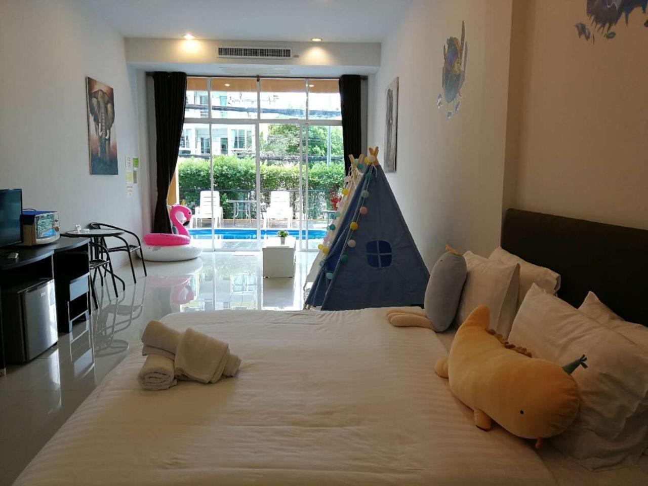 Only Blue Hotel Patong Exteriör bild